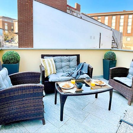 La Terrazza - By Happyhostorino Lägenhet Exteriör bild